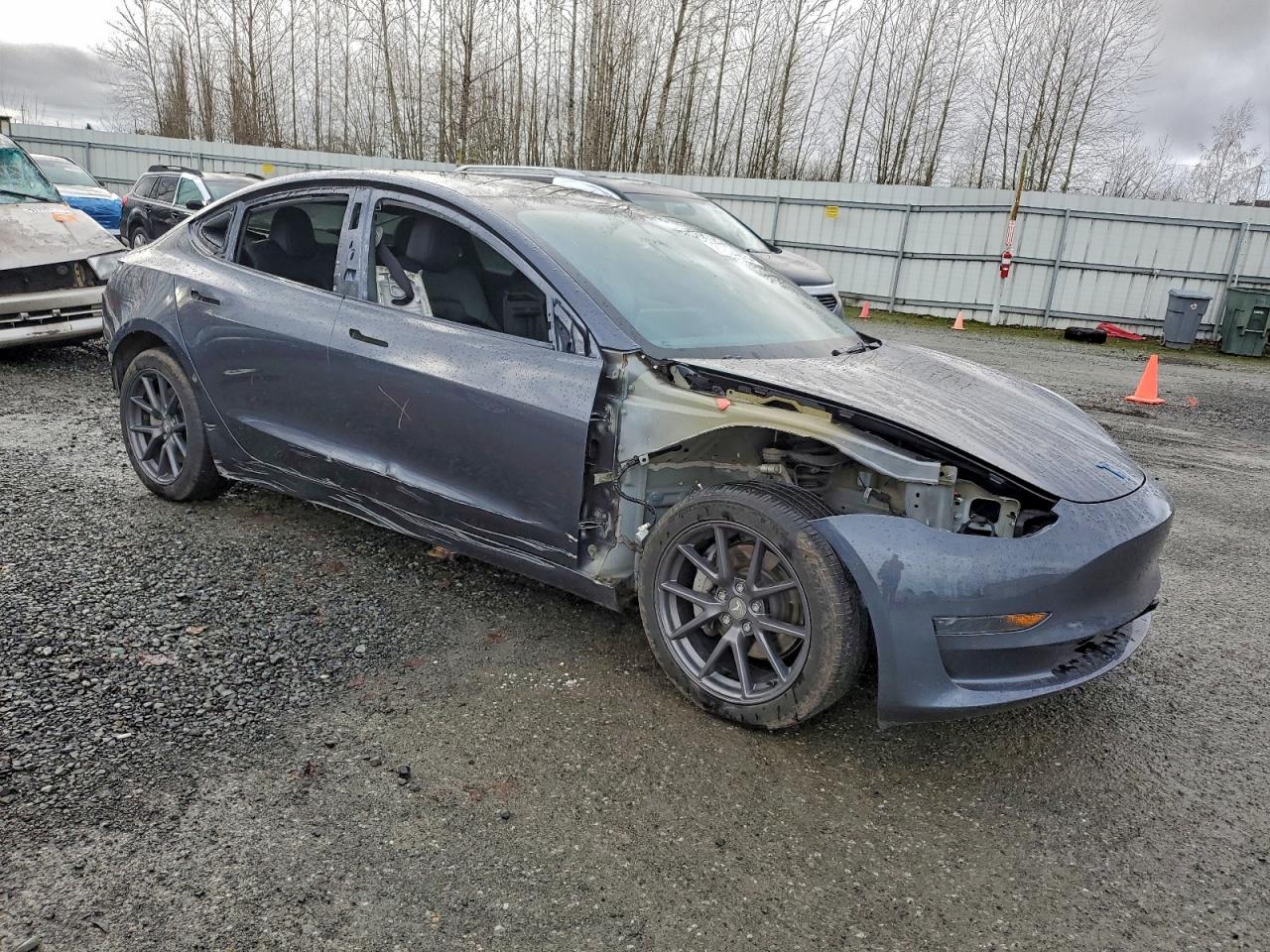 2023 TESLA MODEL 3 photo 4