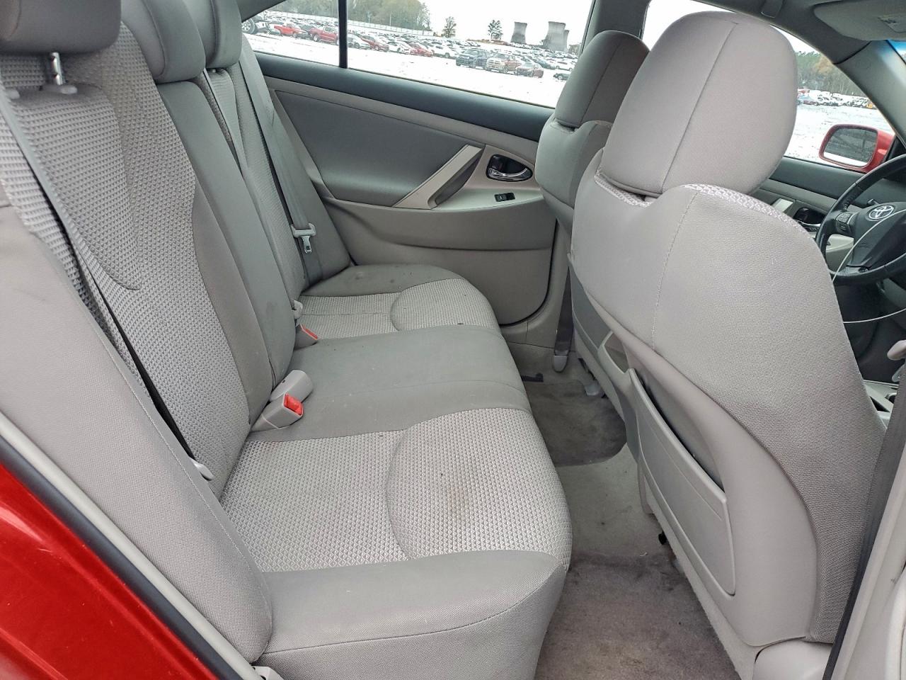 2011 TOYOTA CAMRY BASE photo 10