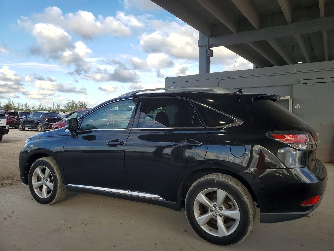 2013 LEXUS RX 350 BASE photo 2