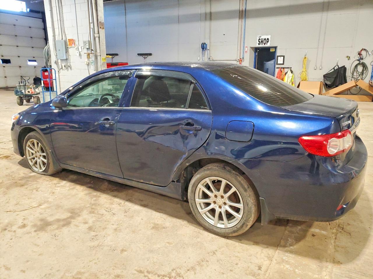 2013 TOYOTA COROLLA BASE photo 2