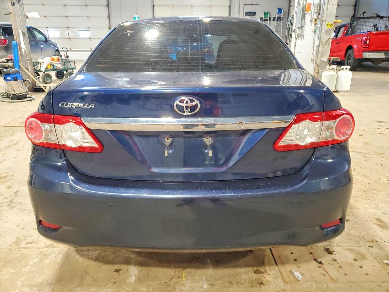 2013 TOYOTA COROLLA BASE photo 6