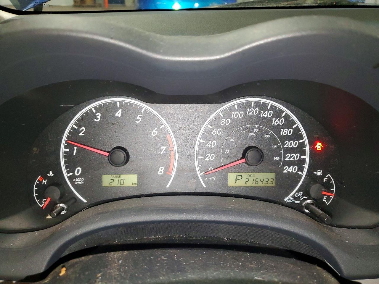 2013 TOYOTA COROLLA BASE photo 9