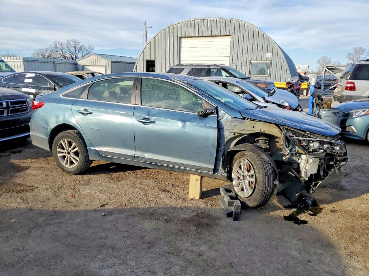 2017 HYUNDAI SONATA SE photo 4