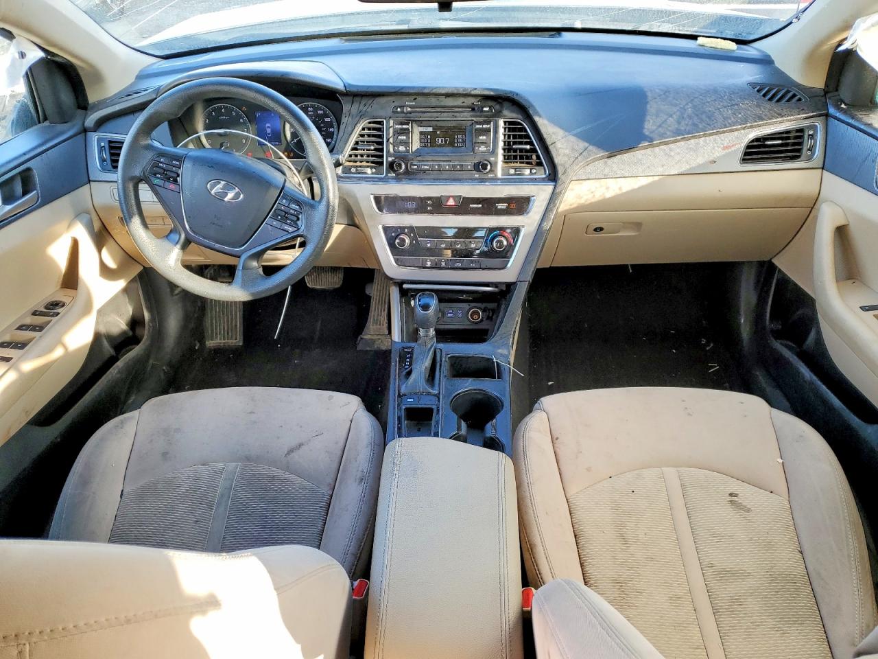 2017 HYUNDAI SONATA SE photo 8