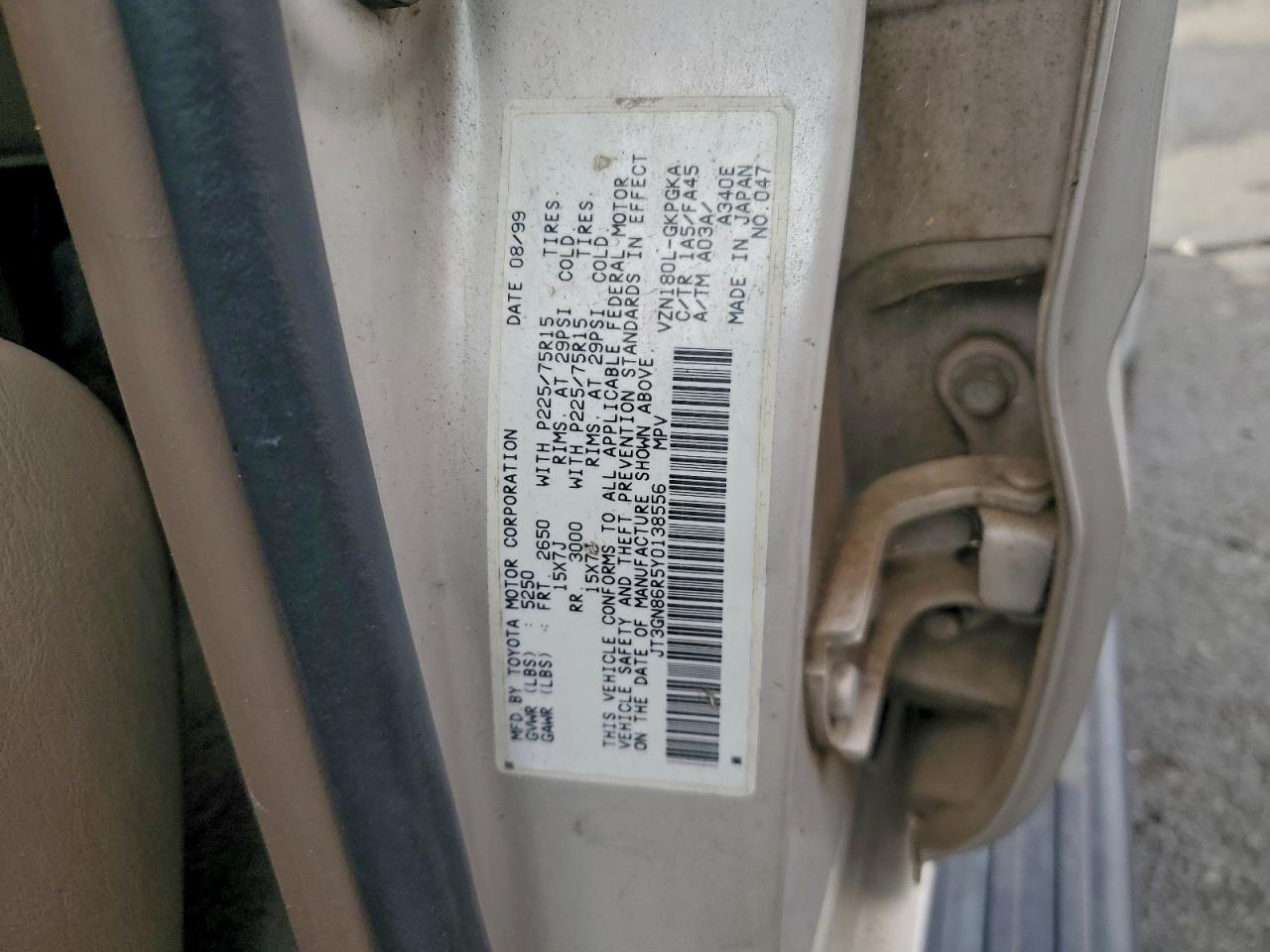 2000 TOYOTA 4RUNNER SR5 photo 13