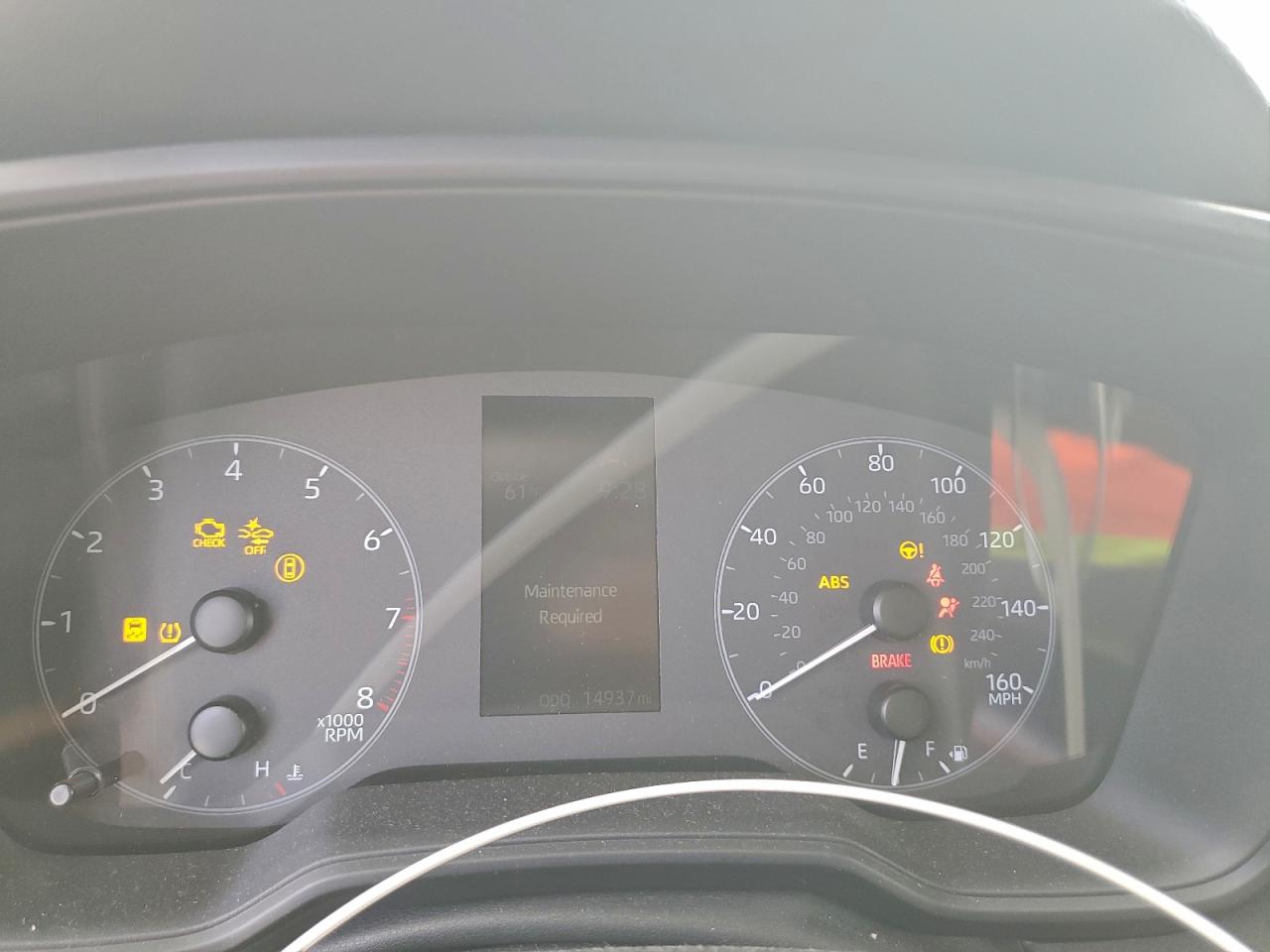 2024 TOYOTA COROLLA LE photo 9
