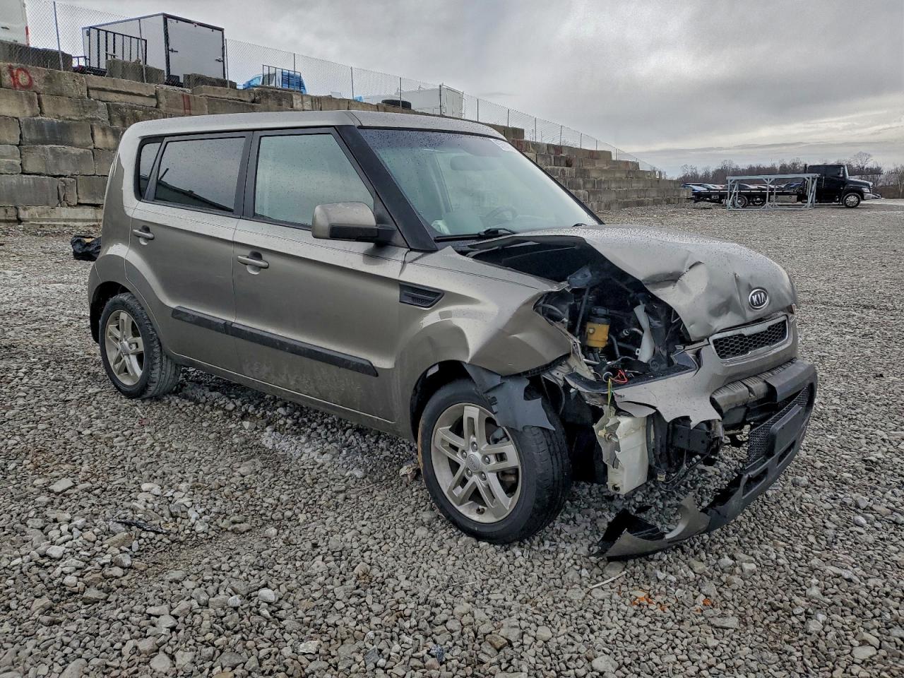 2011 KIA SOUL + photo 4