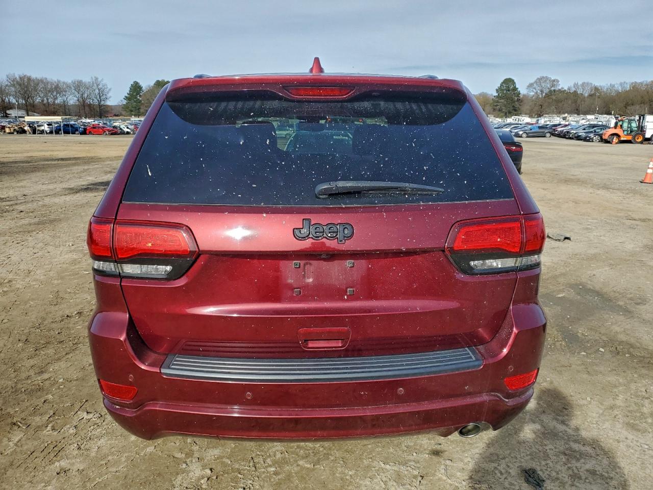 2019 JEEP GRAND CHEROKEE LAREDO photo 6