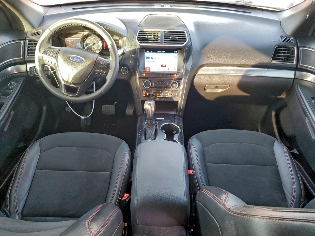 2018 FORD EXPLORER XLT photo 8