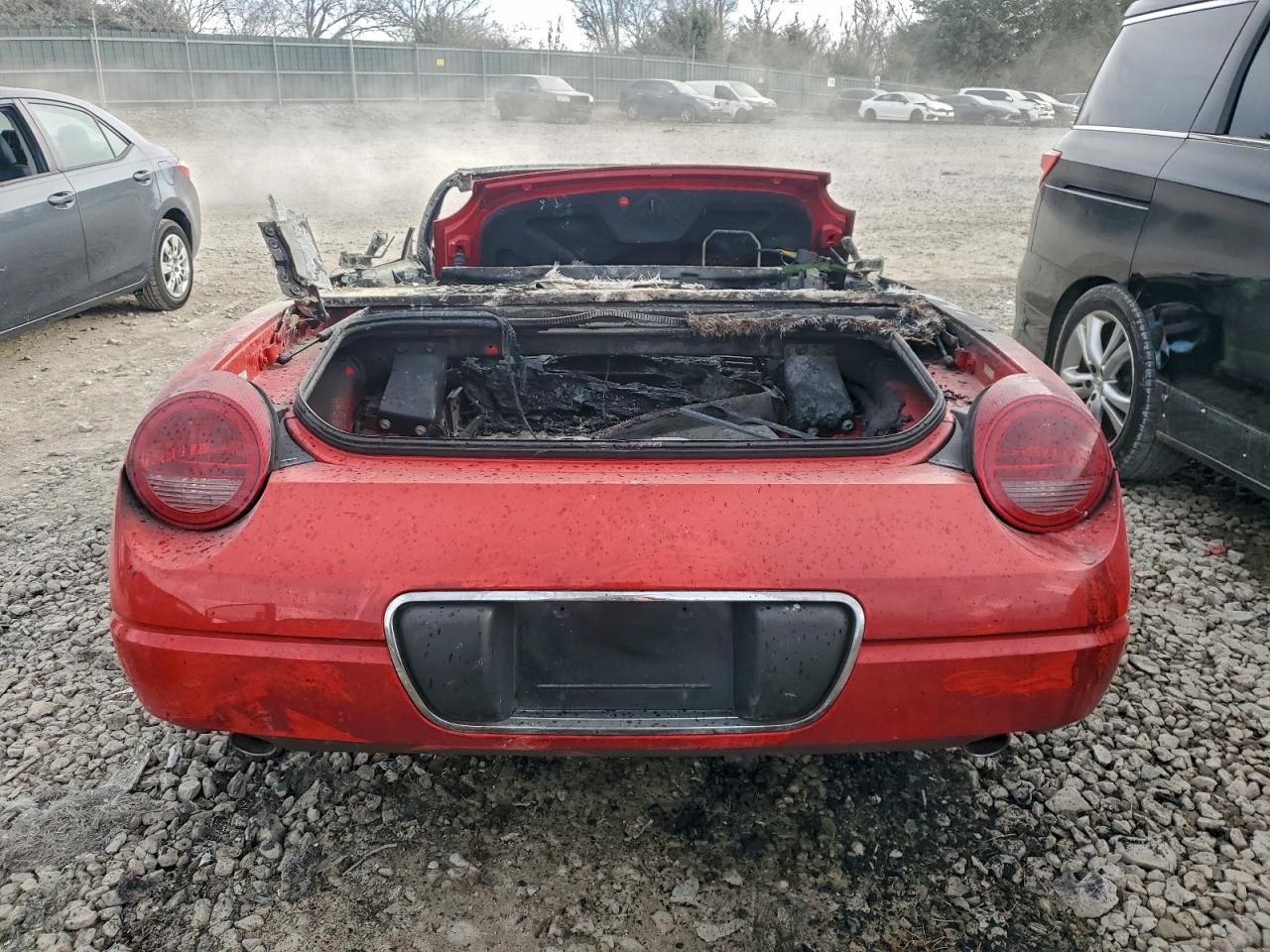 2002 FORD THUNDERBIRD photo 11