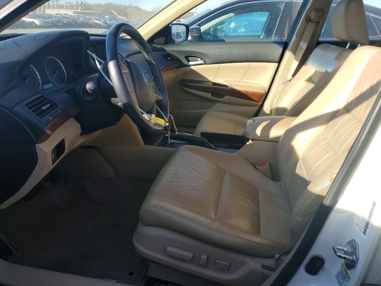 2011 HONDA ACCORD EXL photo 7