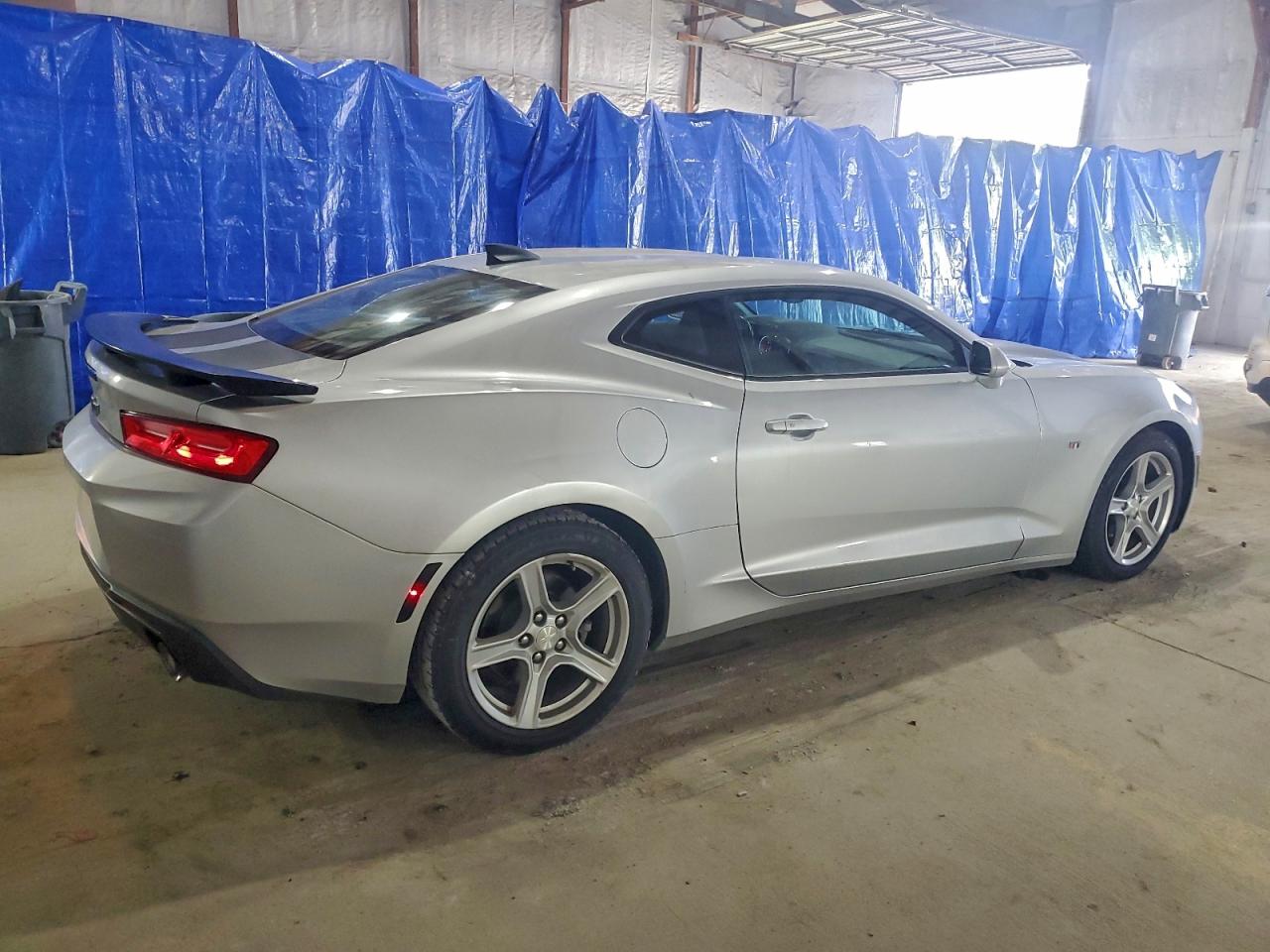 2017 CHEVROLET CAMARO LT photo 3