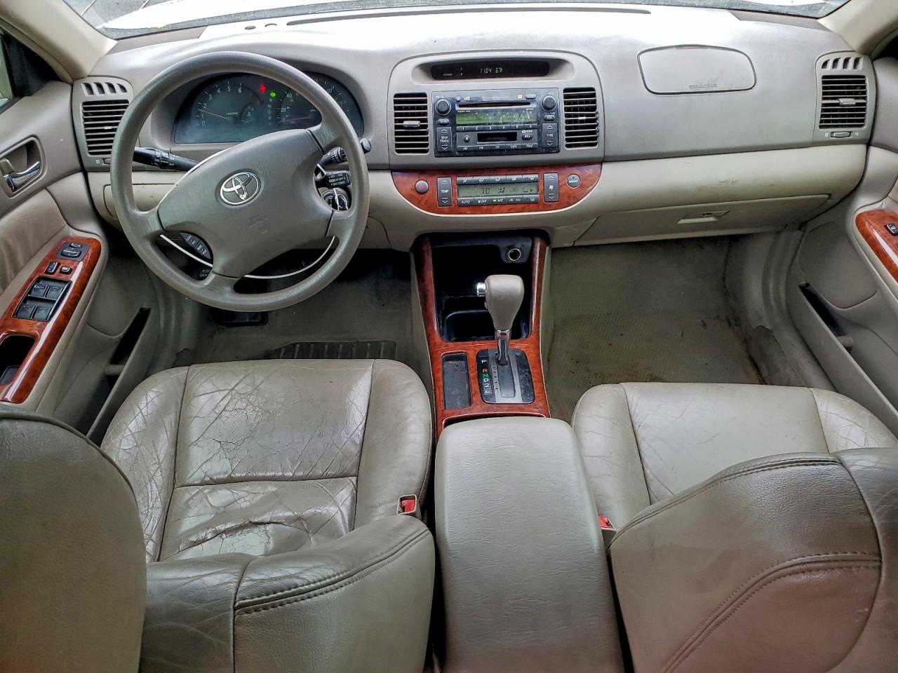 2003 TOYOTA CAMRY LE photo 8