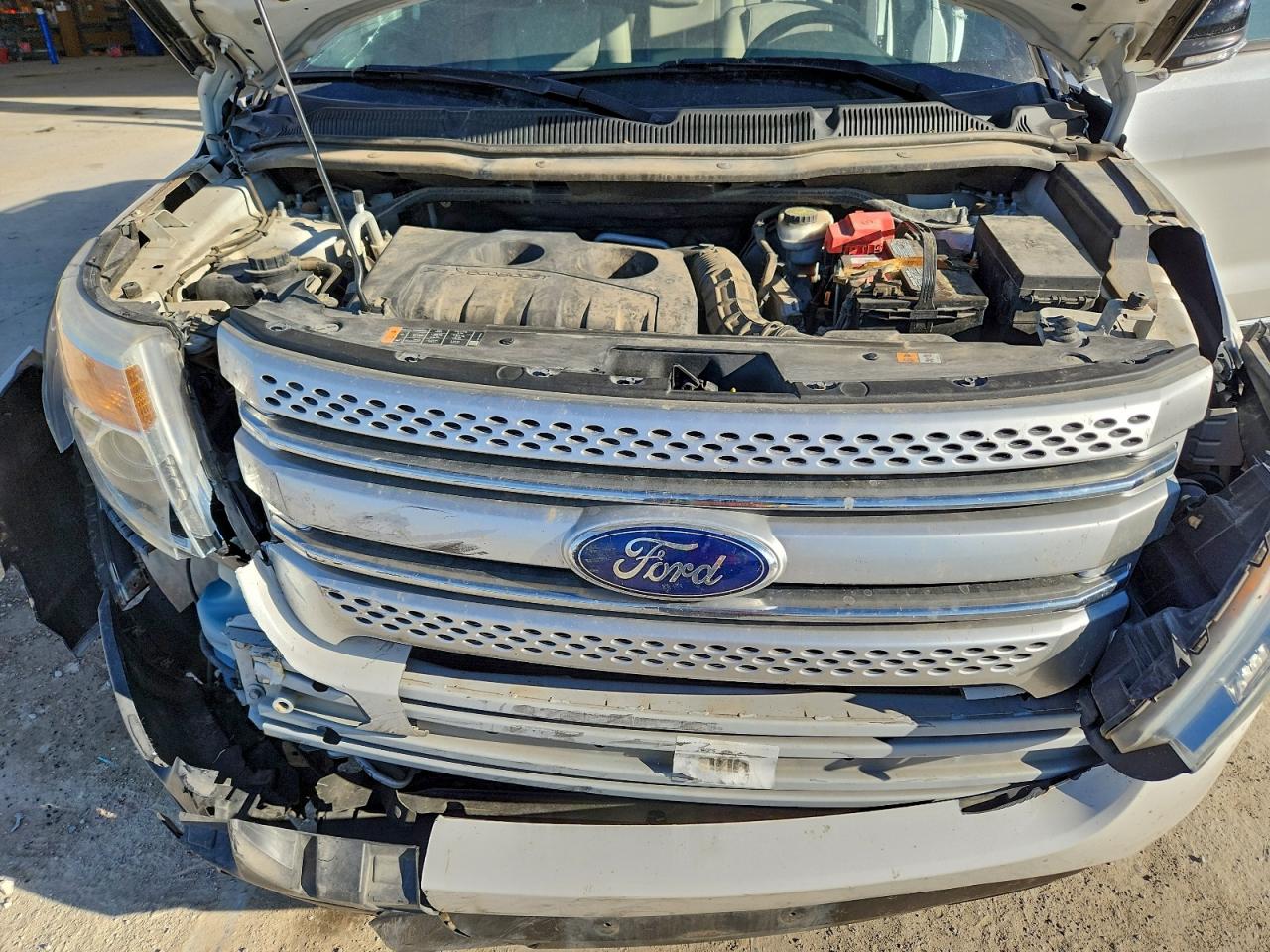 2013 FORD EXPLORER XLT photo 12