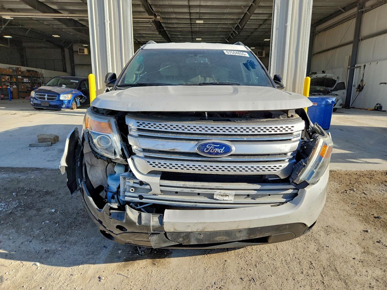 2013 FORD EXPLORER XLT photo 5