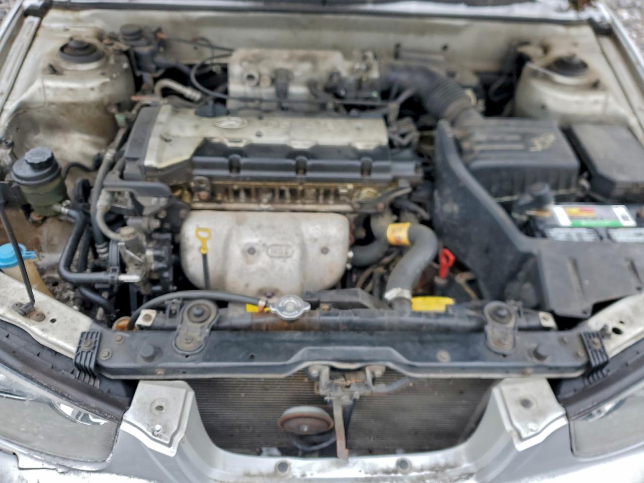 2002 HYUNDAI ELANTRA GLS photo 11