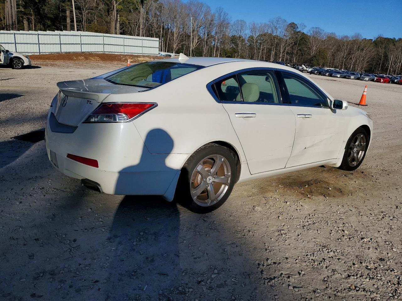 2010 ACURA TL photo 3