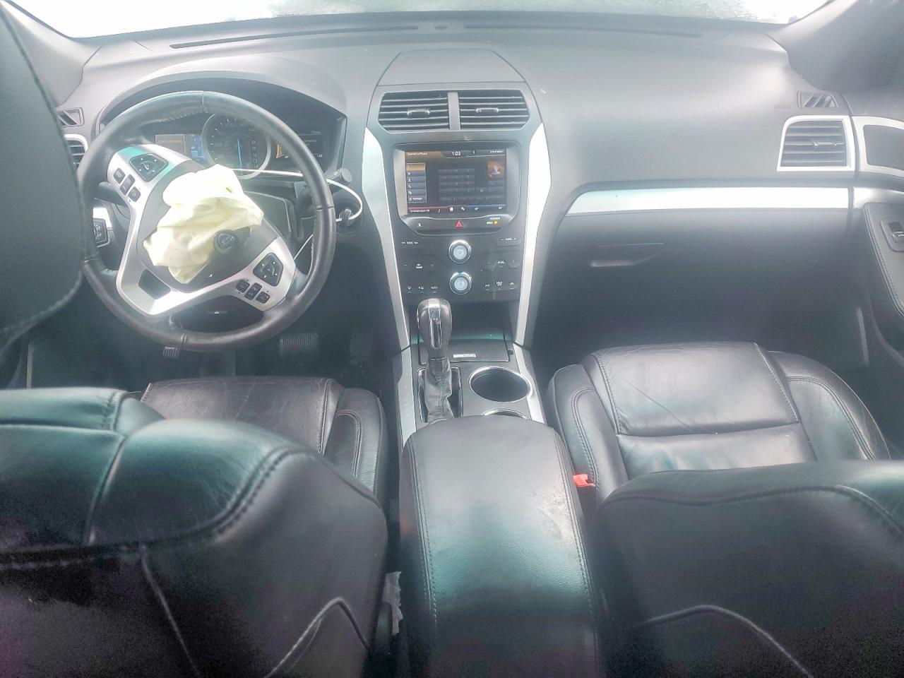 2013 FORD EXPLORER XLT photo 8