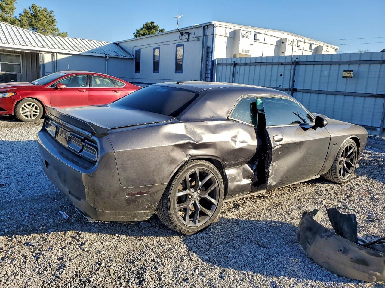 2023 DODGE CHALLENGER R/T photo 3
