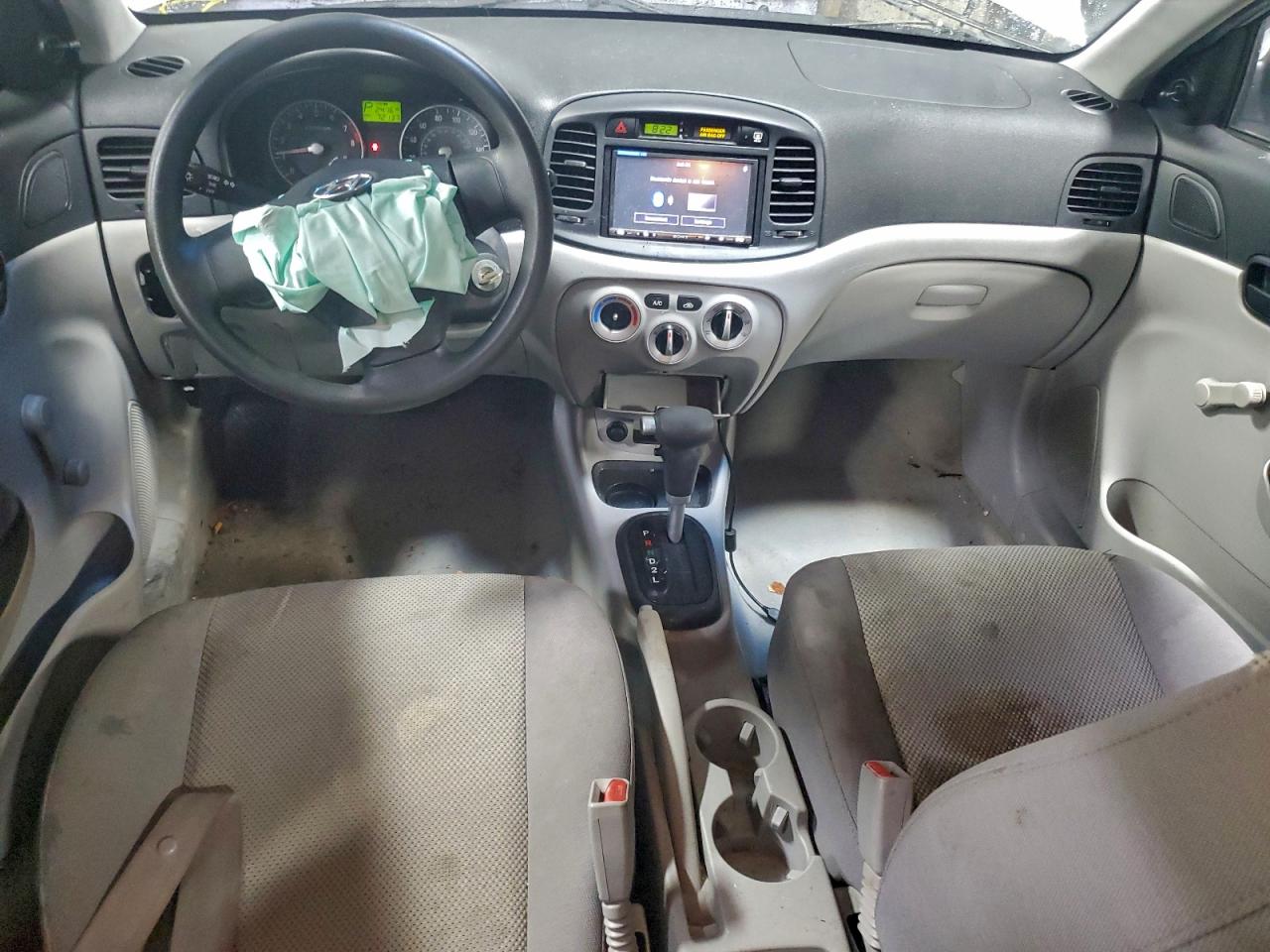 2007 HYUNDAI ACCENT GLS photo 8