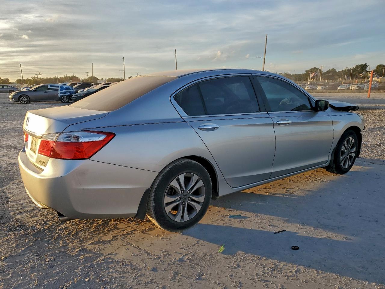 2013 HONDA ACCORD LX photo 3