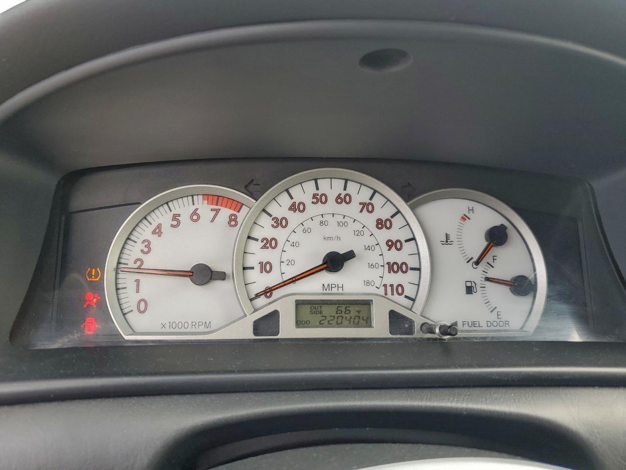 2005 TOYOTA COROLLA CE photo 9