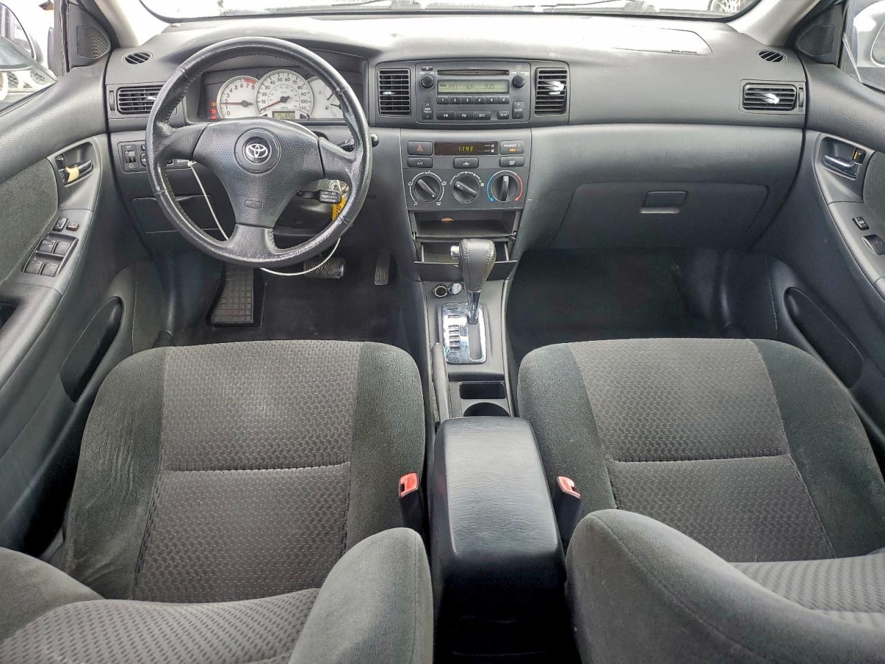 2005 TOYOTA COROLLA CE photo 8