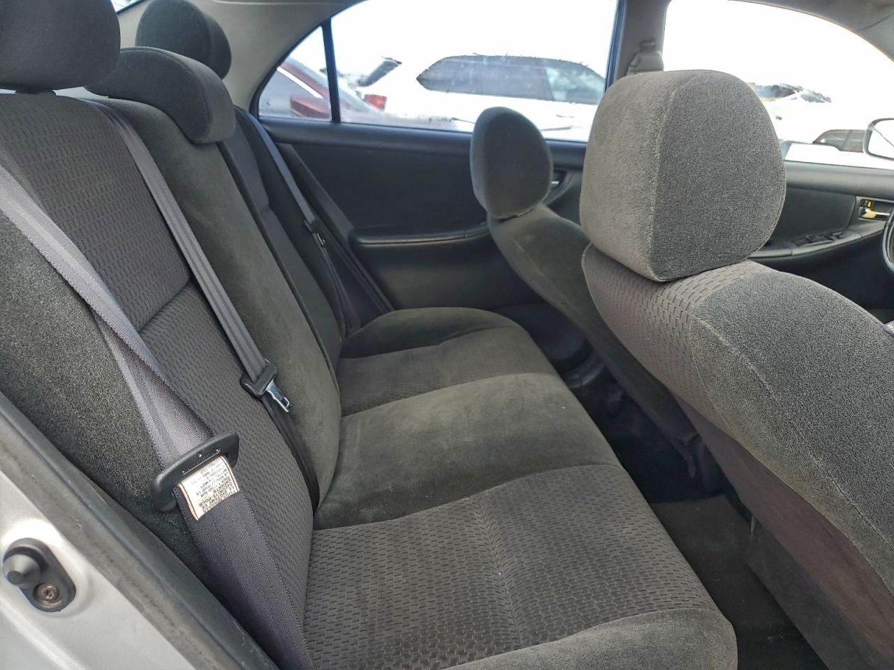 2005 TOYOTA COROLLA CE photo 10