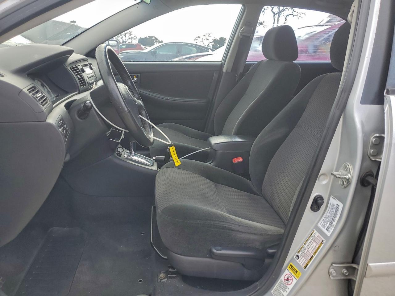 2005 TOYOTA COROLLA CE photo 7