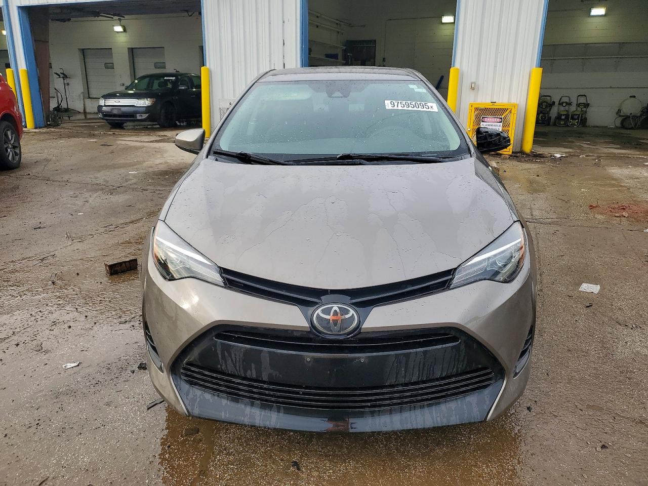 2019 TOYOTA COROLLA L photo 5