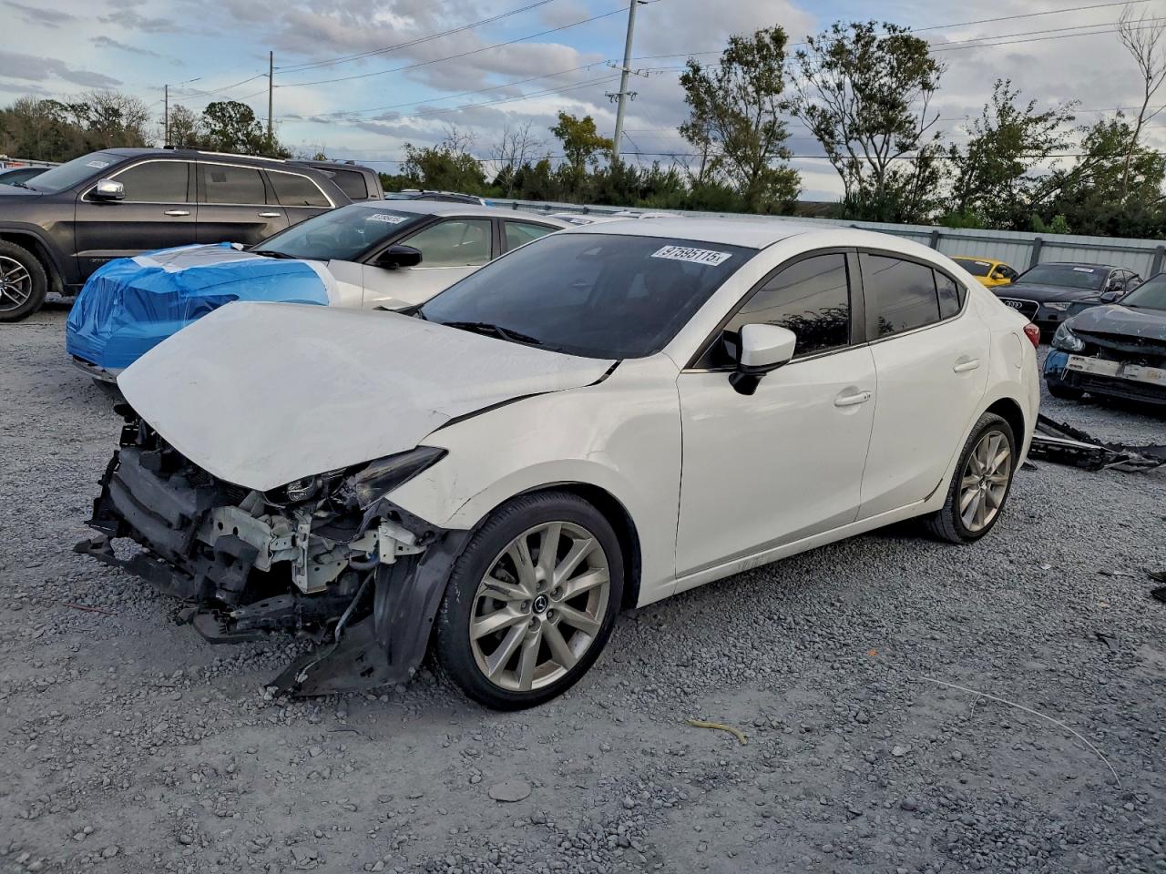 2017 MAZDA 3