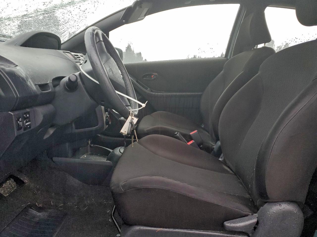 2008 TOYOTA YARIS photo 7