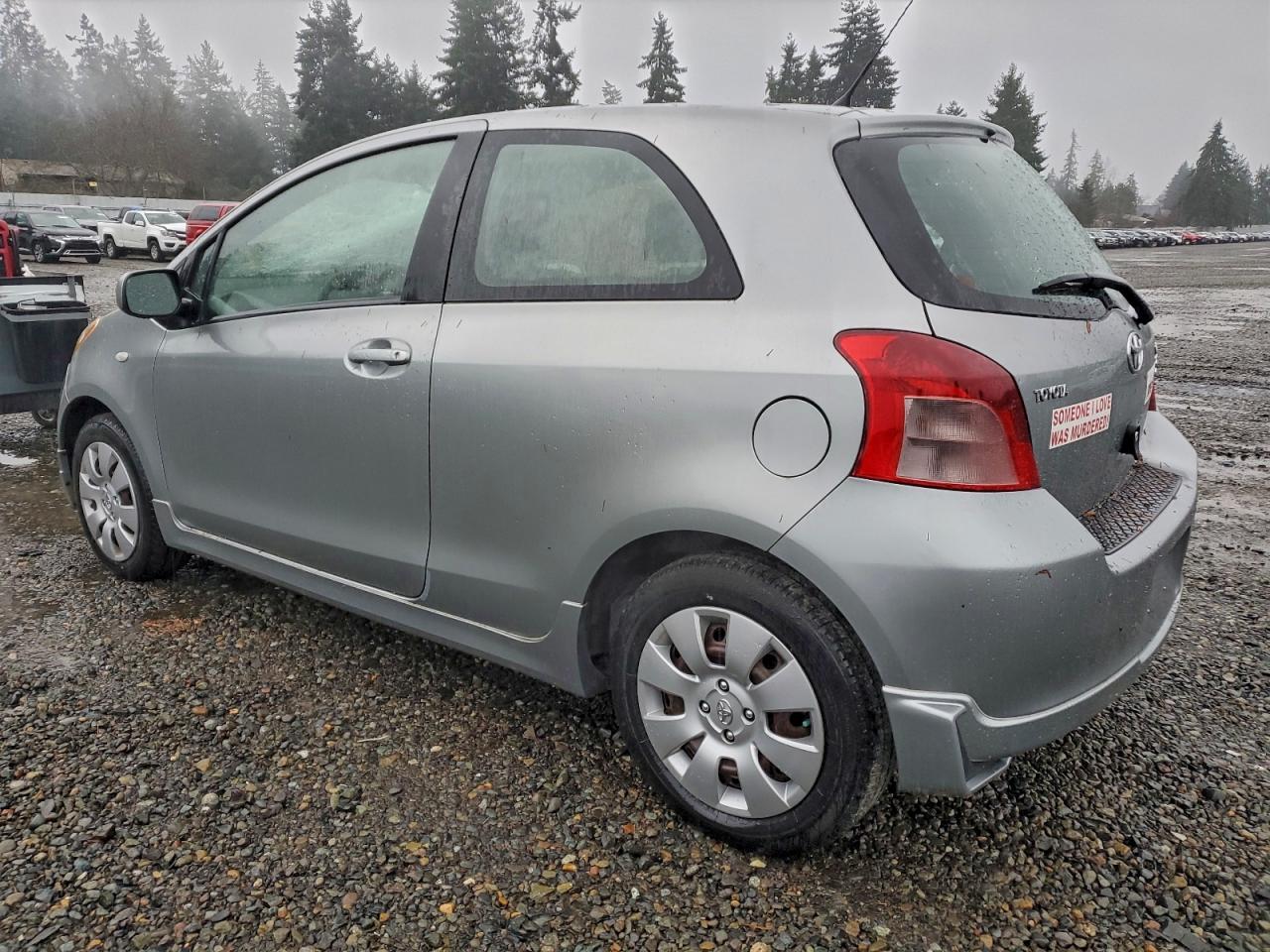 2008 TOYOTA YARIS photo 2