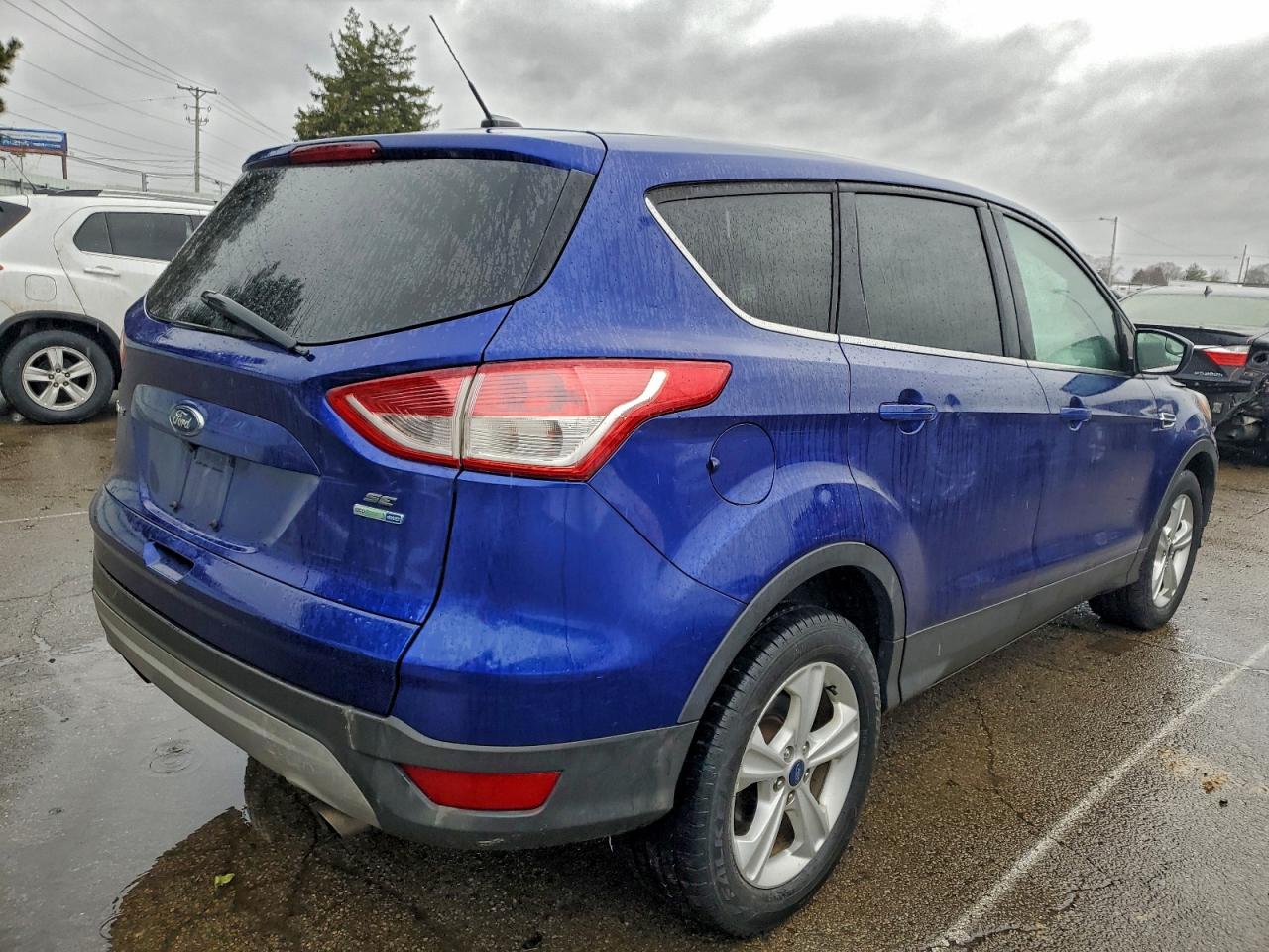 2015 FORD ESCAPE SE photo 3