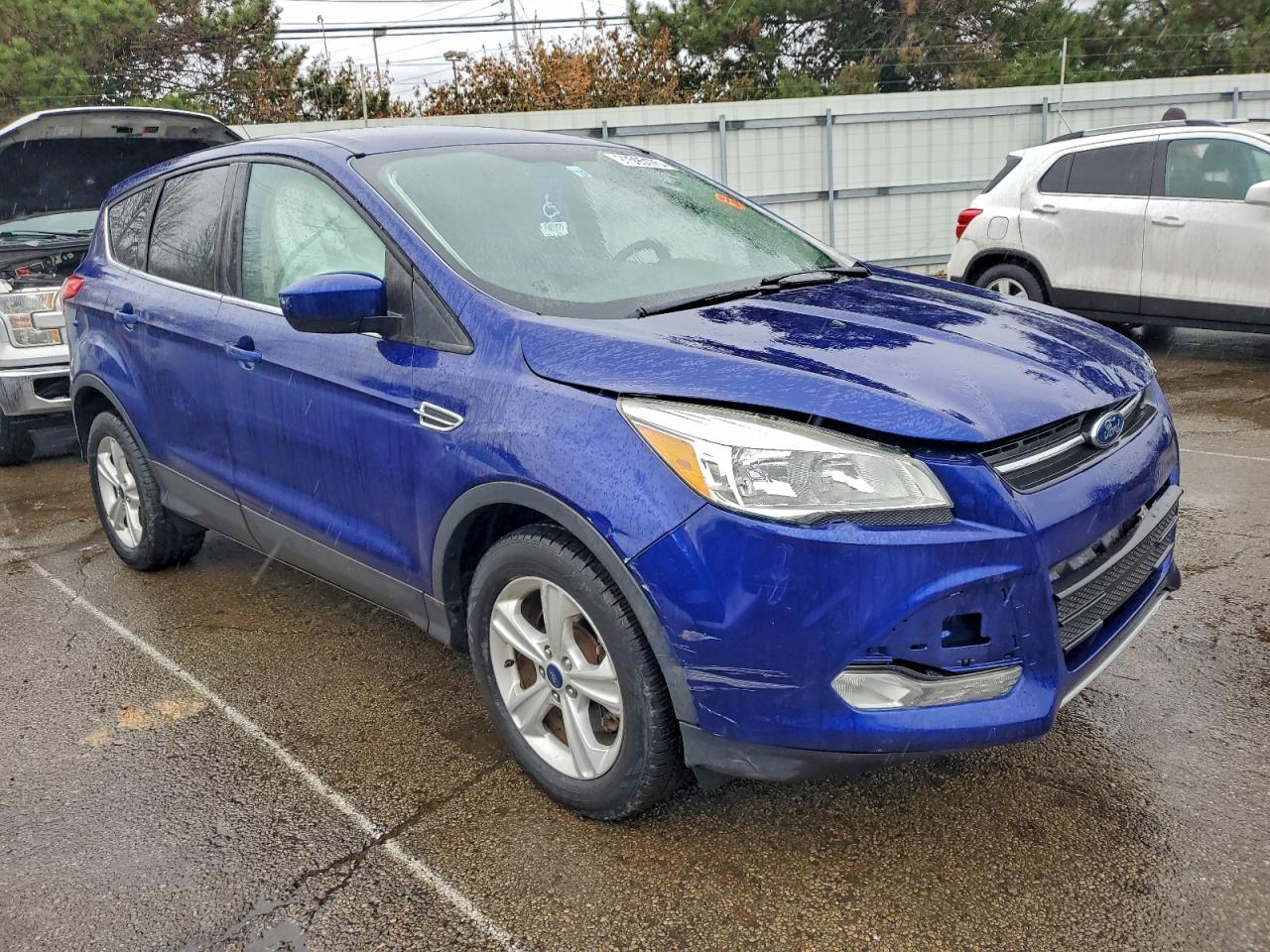 2015 FORD ESCAPE SE photo 4