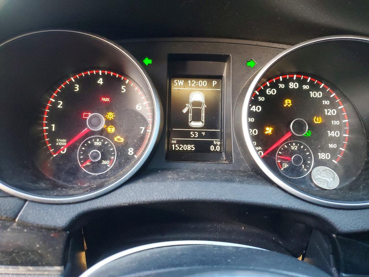2013 VOLKSWAGEN GTI photo 25