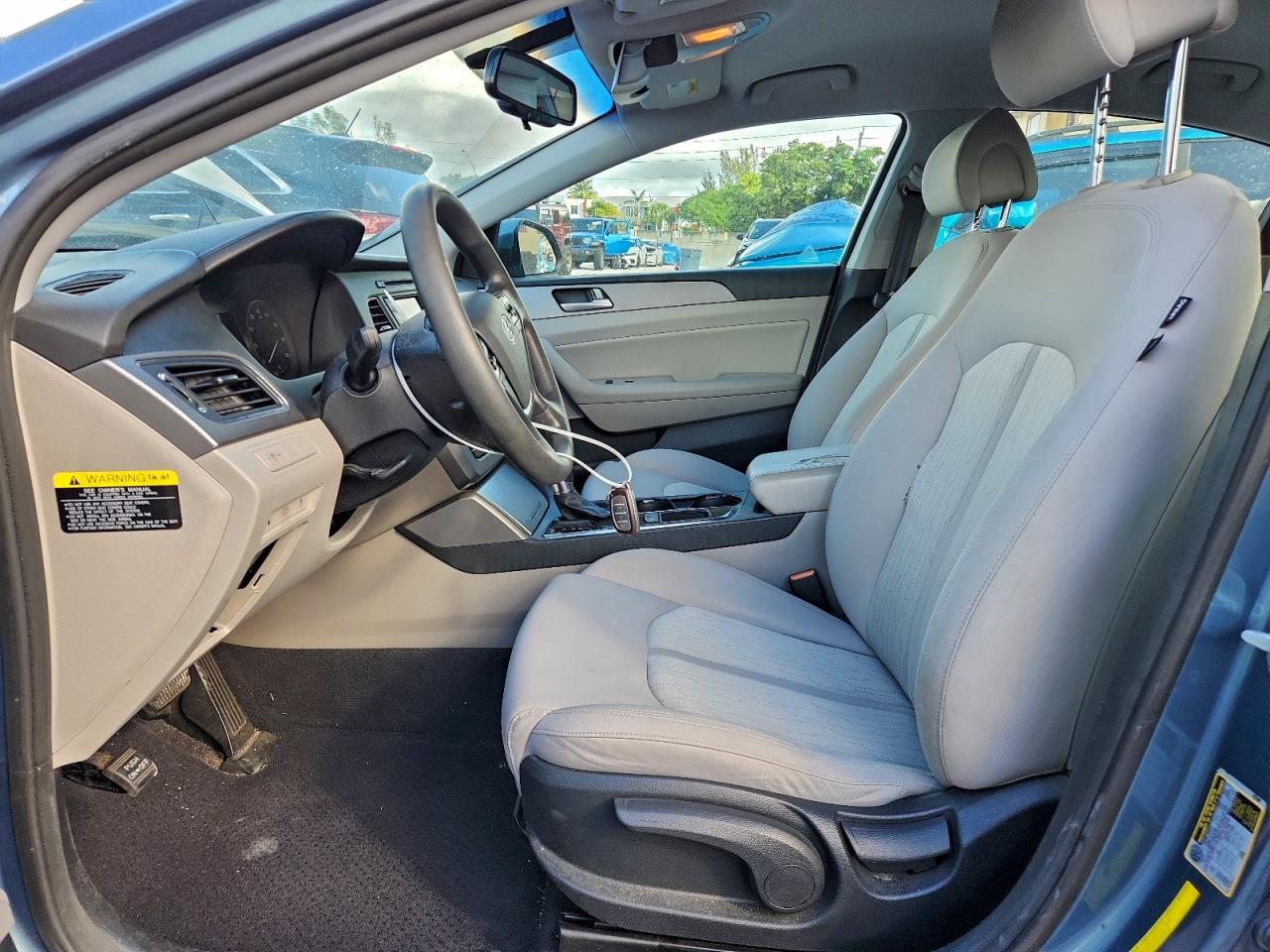 2016 HYUNDAI SONATA HYBRID photo 7
