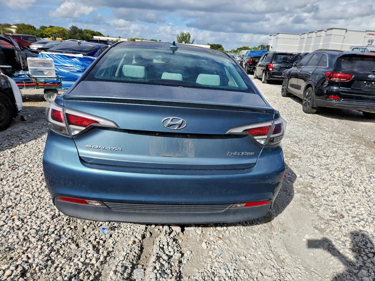 2016 HYUNDAI SONATA HYBRID photo 6
