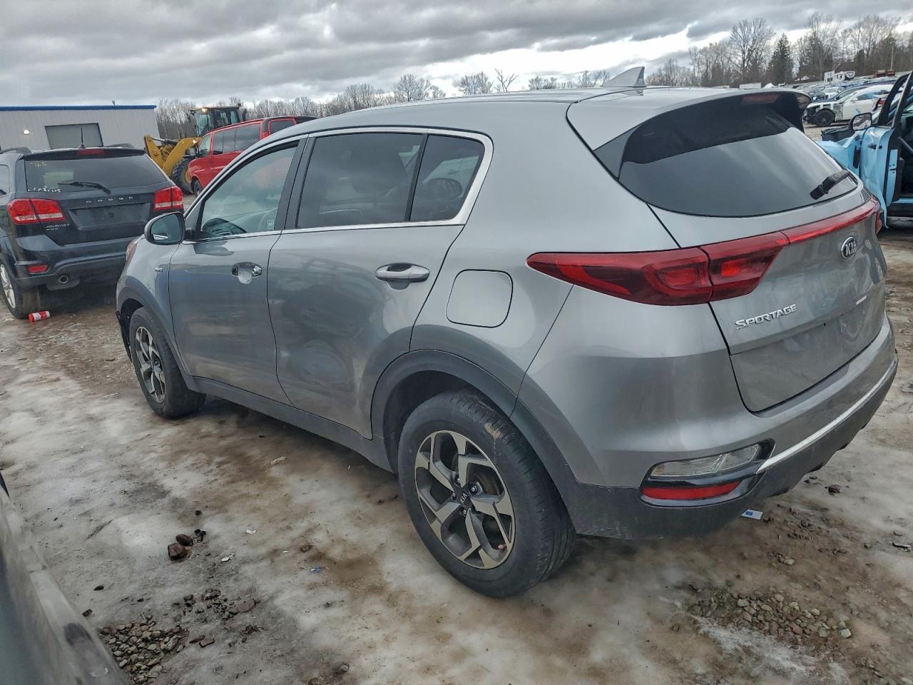2021 KIA SPORTAGE LX photo 2