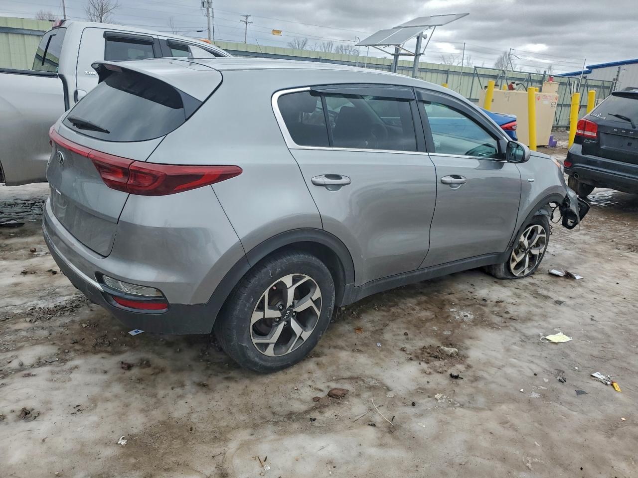 2021 KIA SPORTAGE LX photo 3