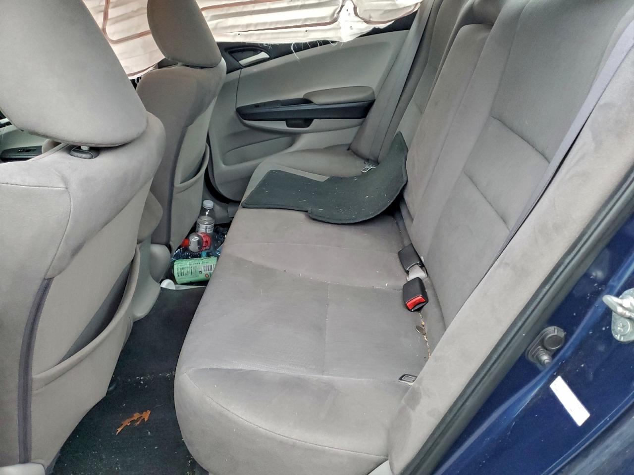 2011 HONDA ACCORD LX photo 10