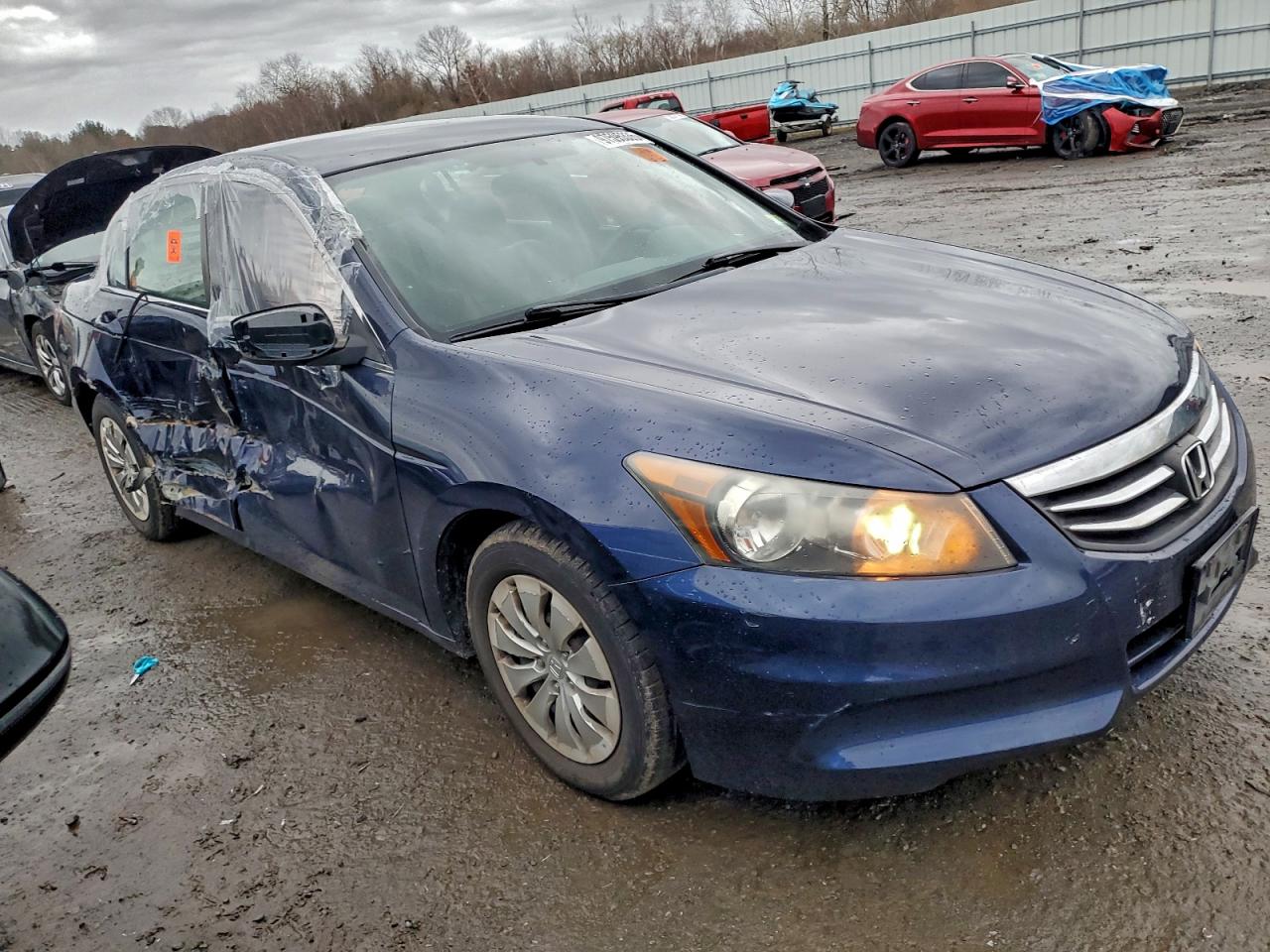 2011 HONDA ACCORD LX photo 4