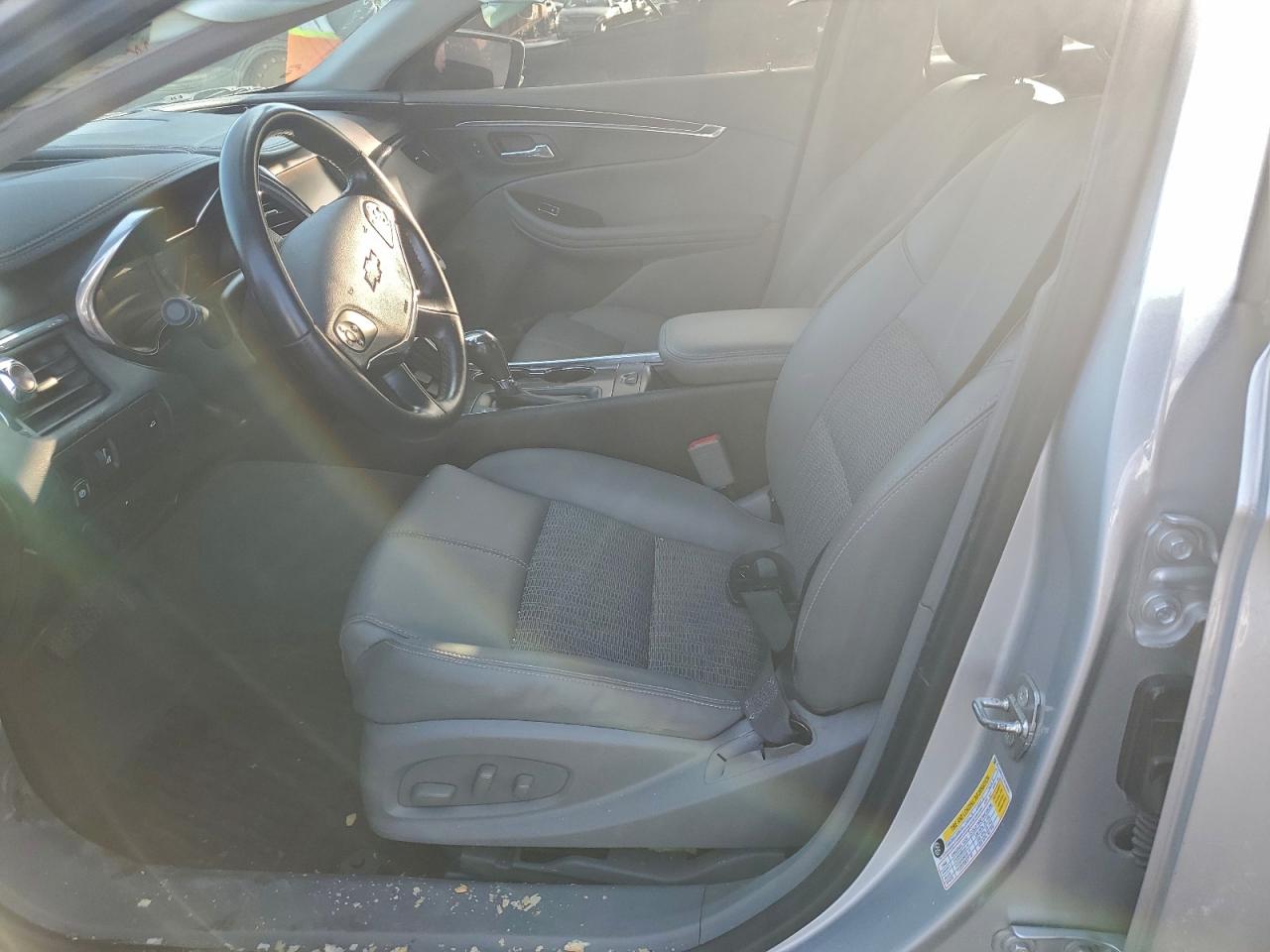 2018 CHEVROLET IMPALA LT photo 7