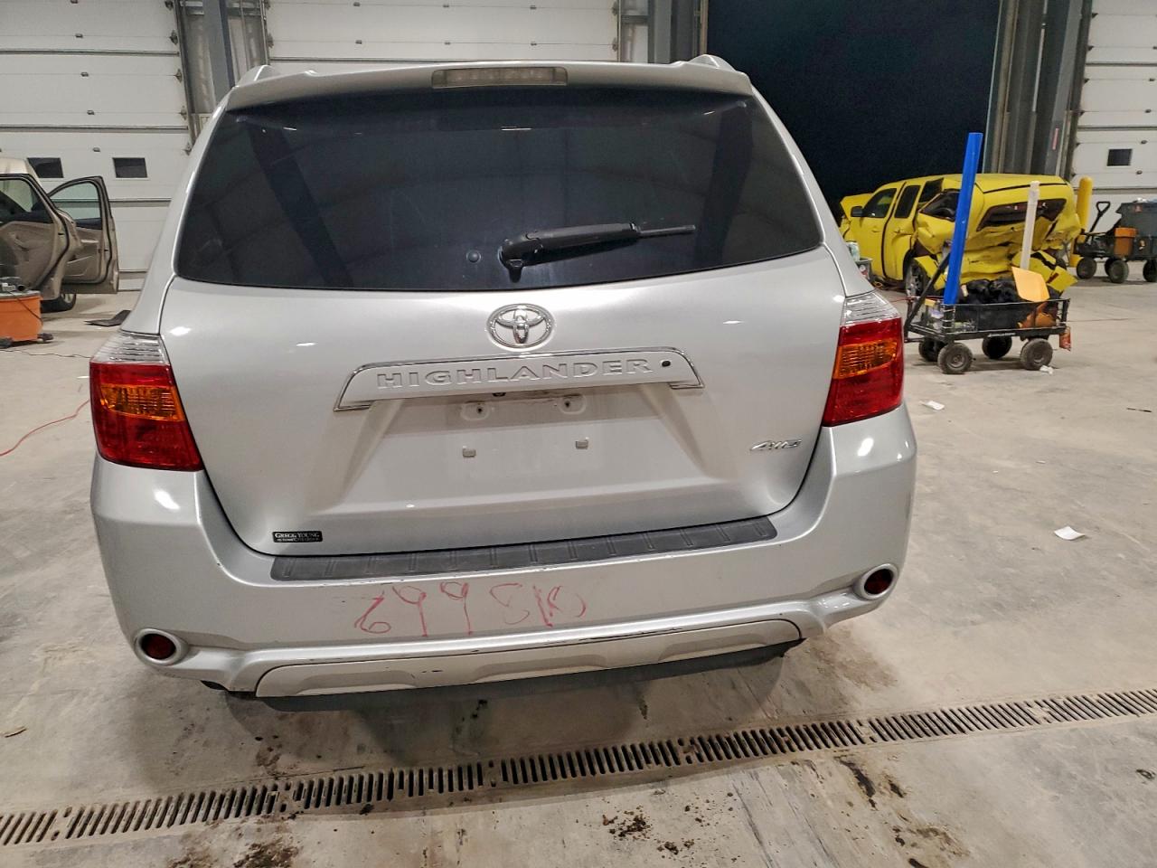 2010 TOYOTA HIGHLANDER LIMITED photo 6