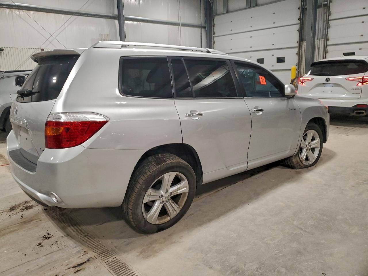 2010 TOYOTA HIGHLANDER LIMITED photo 3
