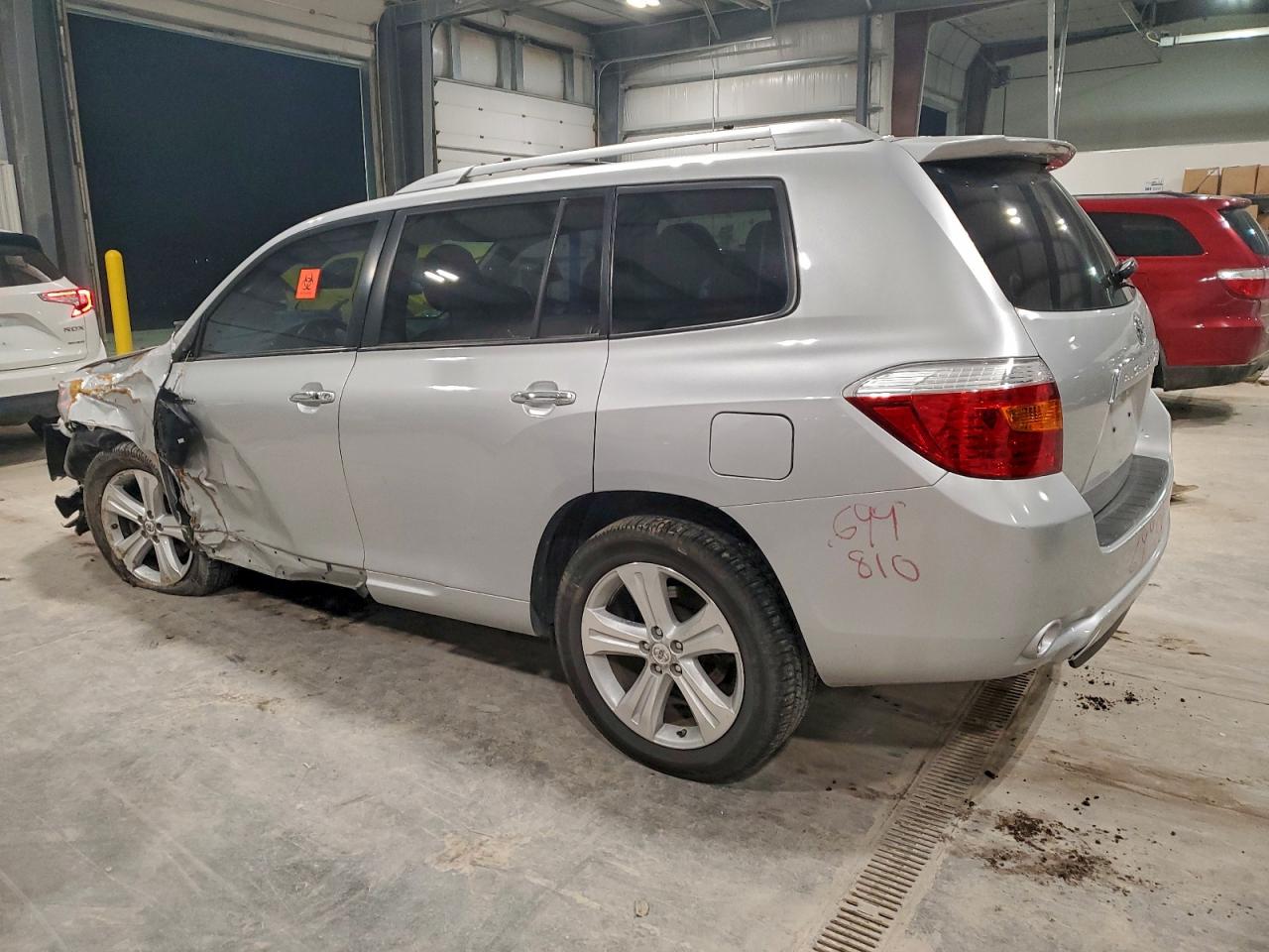 2010 TOYOTA HIGHLANDER LIMITED photo 2