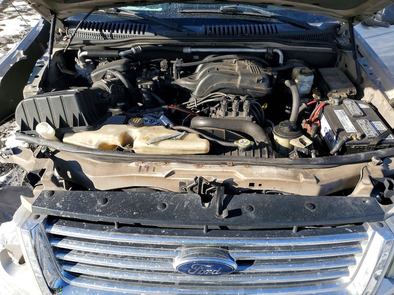 2010 FORD EXPLORER XLT photo 12