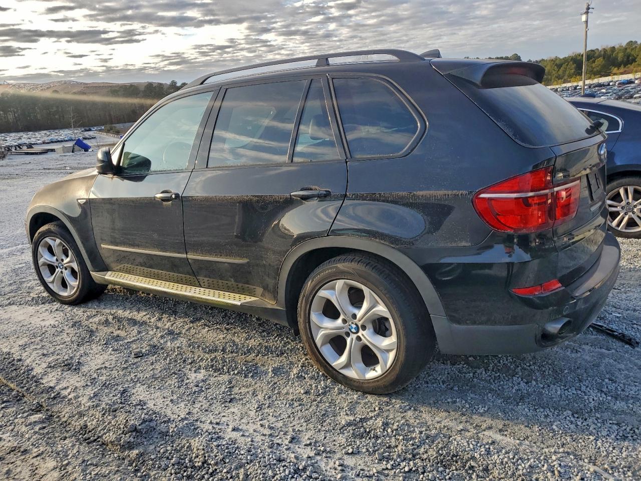 2012 BMW X5 XDRIVE35I photo 2