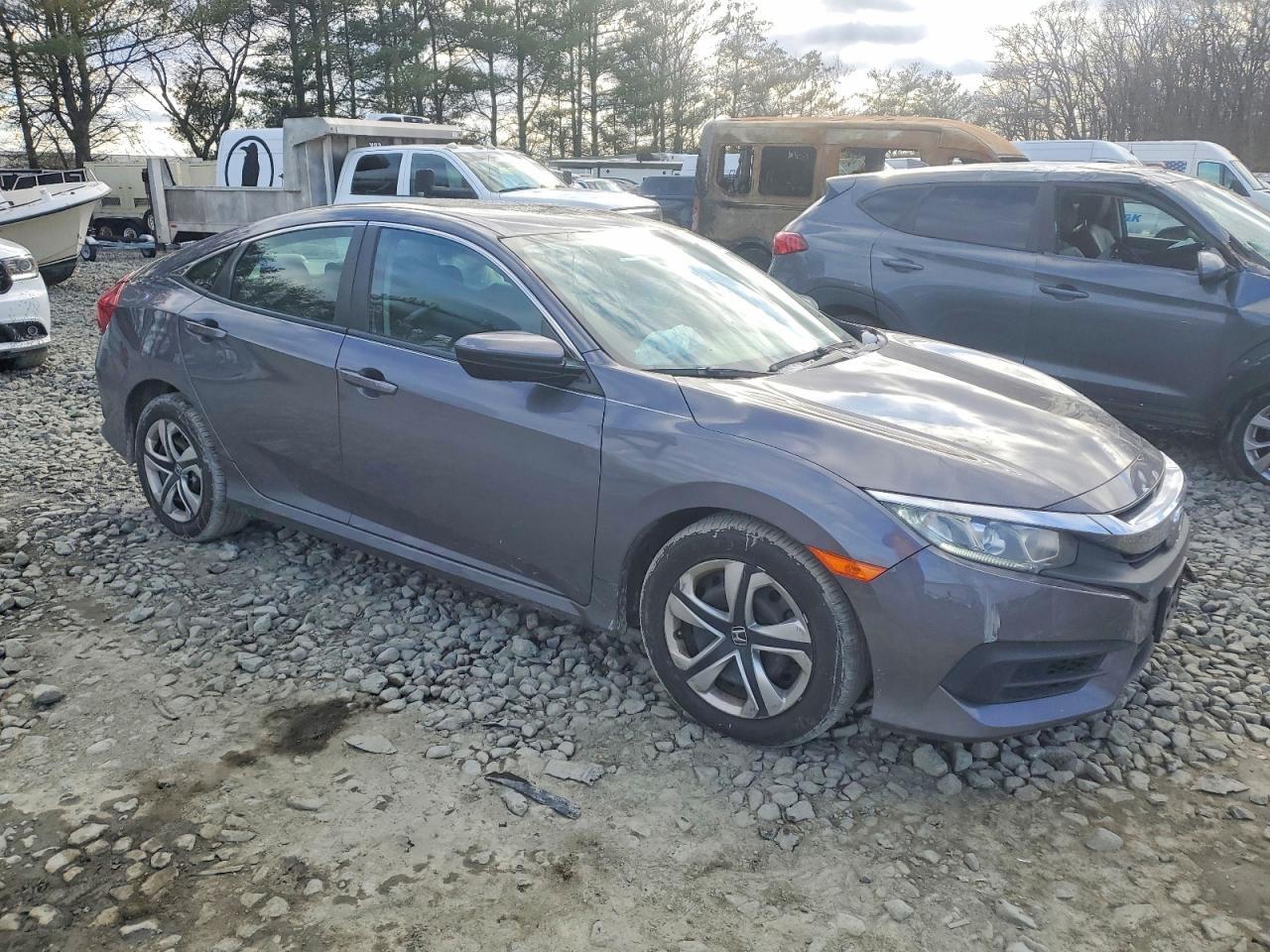 2017 HONDA CIVIC LX photo 4