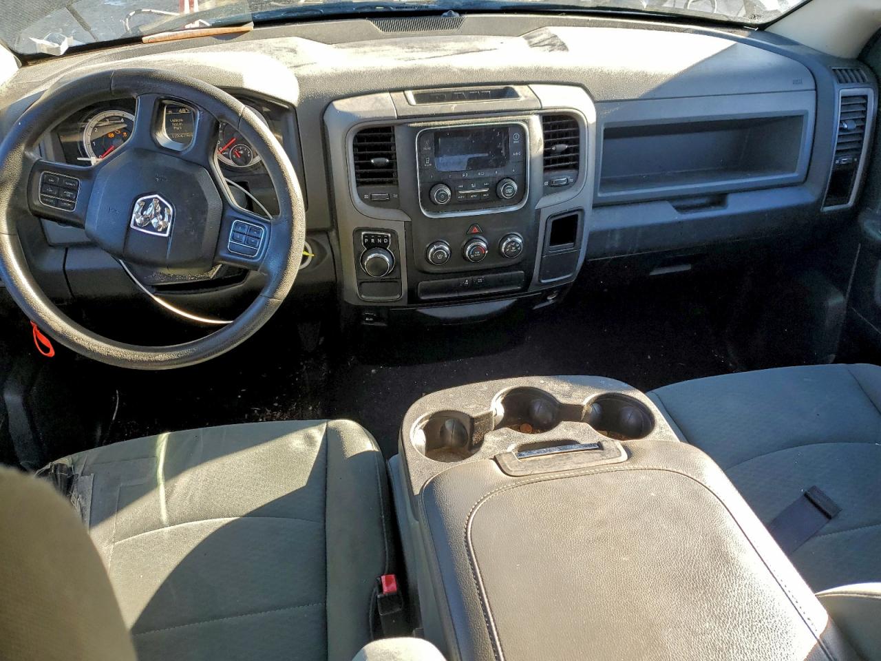2015 RAM 1500 ST photo 8